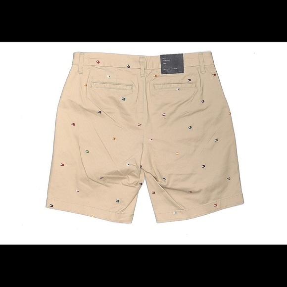 Tommy Hilfiger Hollywood Khaki Tommy Flags All Over Print Chino Shorts 4x16L NWT - Picture 2 of 9